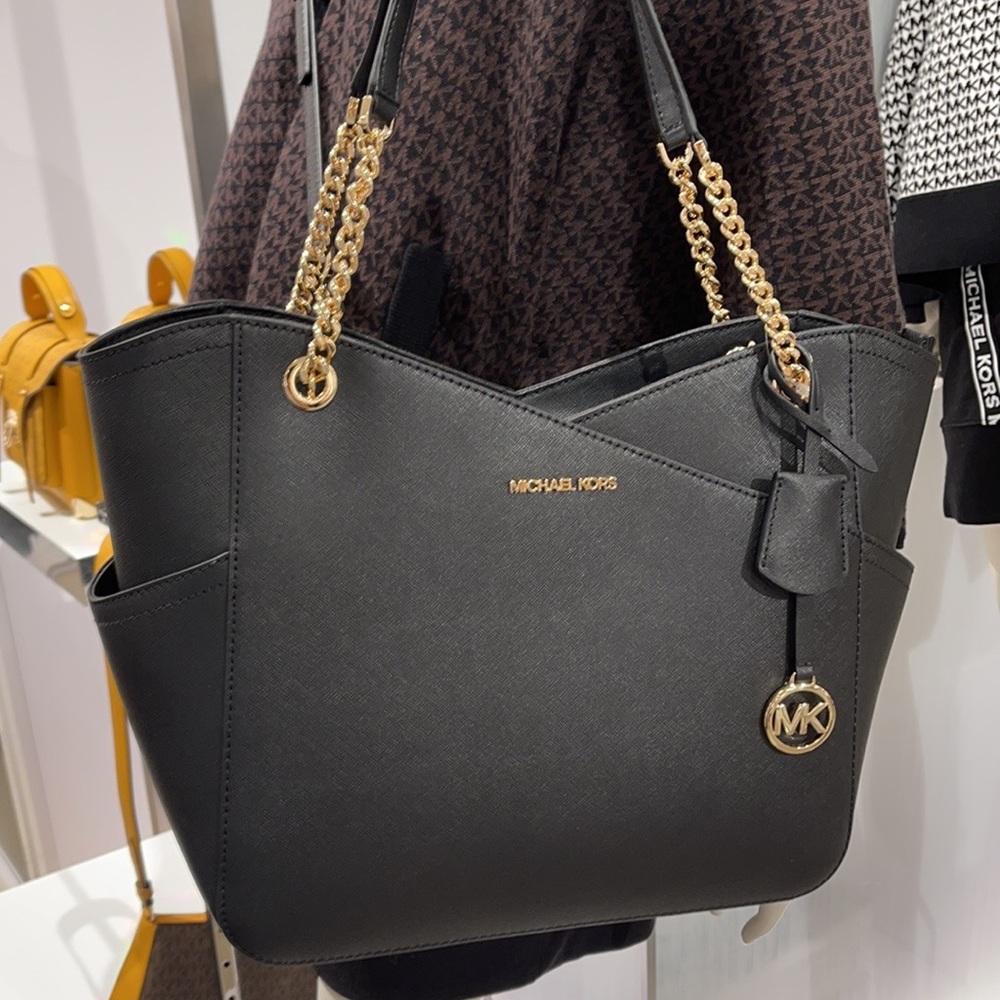 MICHAEL KORS LARGE X CHAIN LOGO SHOULDER BAG